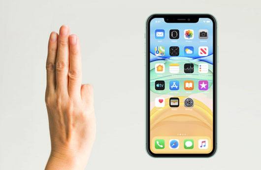 use three-finger tap to fix iphone screen zoomed in stuck