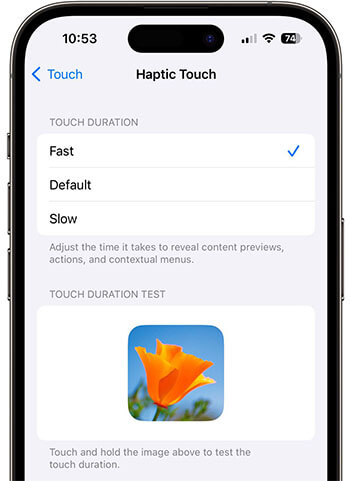 Ubah sensitivitas sentuhan haptik untuk memperbaiki masalah layar iPhone yang terus bergulir ke atas dengan sendirinya.