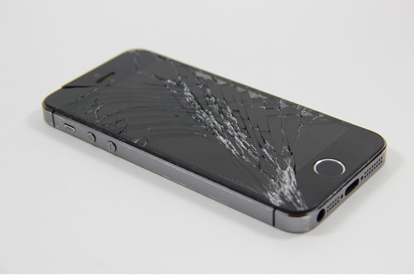 control iphone with broken screen